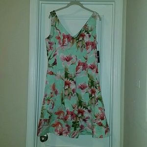 CHAPS Beautiful Floral Summer Dress 14